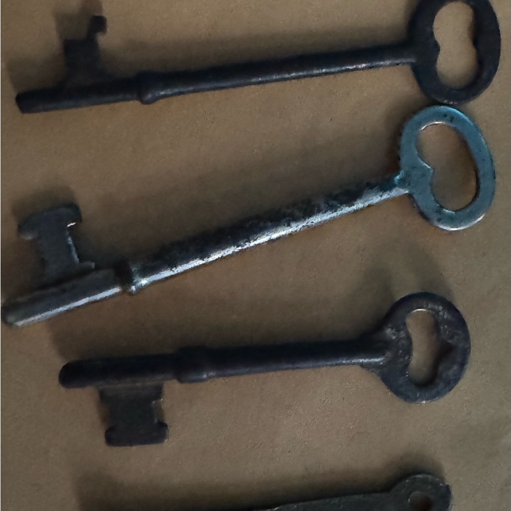 Vintage Style Black and Silver Decorative Keys